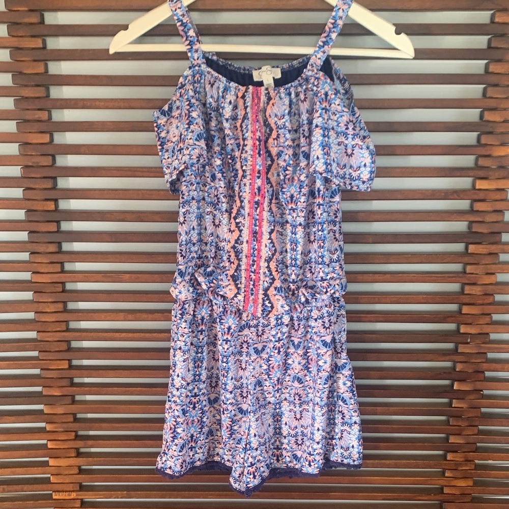 Jessica Simpson Floral Cold Shoulder Romper